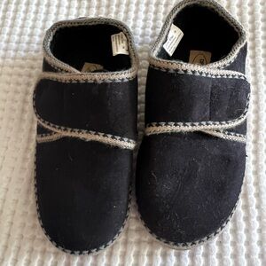 Deer Stags Slipperooz UTopia Blue Slippers Size W8/M7